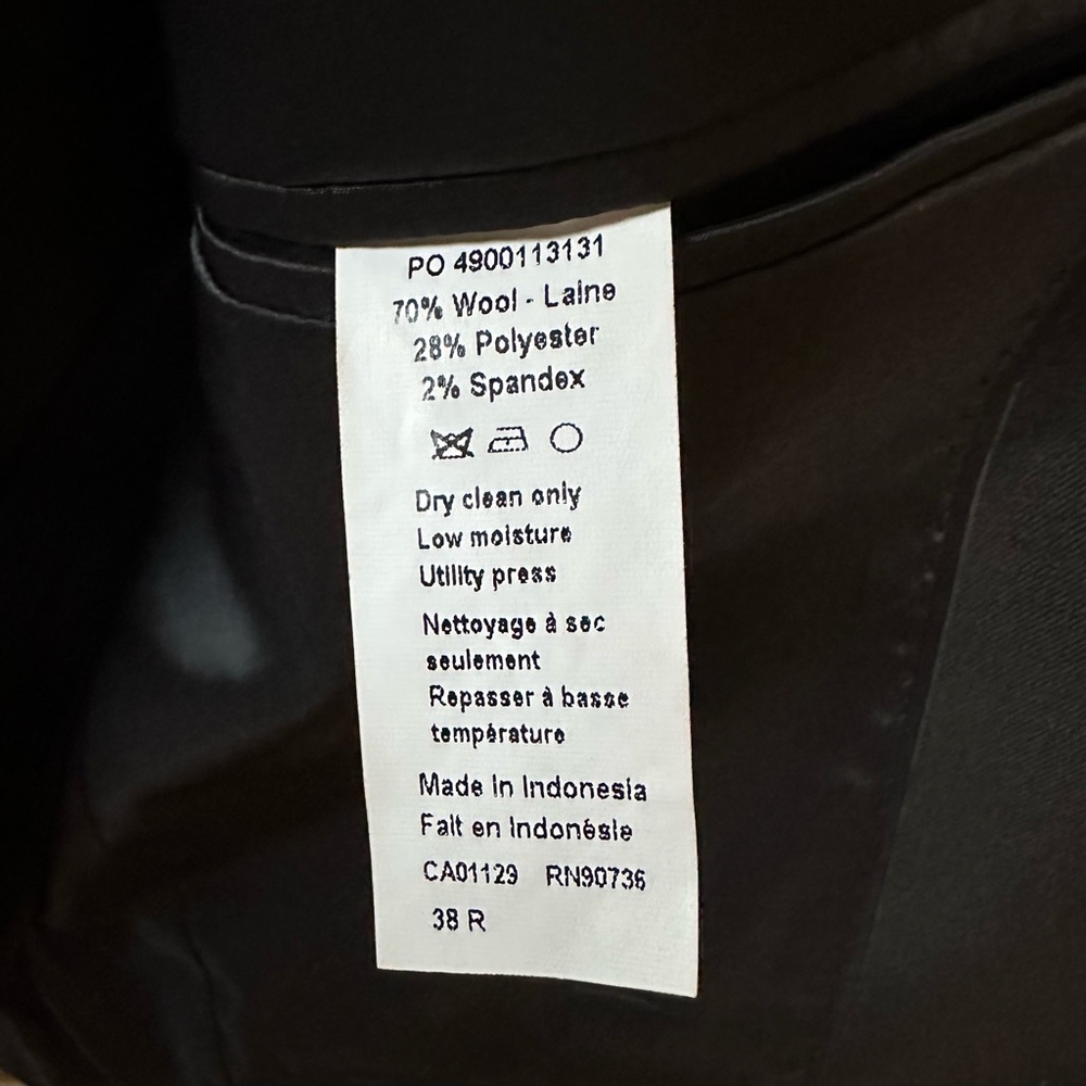Calvin Klein Men’s Black Slim Fit Suit Jacket 38R - Picture 8 of 8